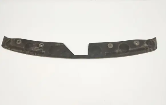 Maserati Ghibli Radiator trim 670010774