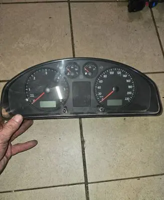 Volkswagen Transporter - Caravelle T5 Speedometer (instrument cluster) 7H0920850G 110080204050