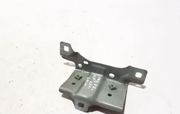 Renault Megane E-Tech Fender mounting bracket 663519140R