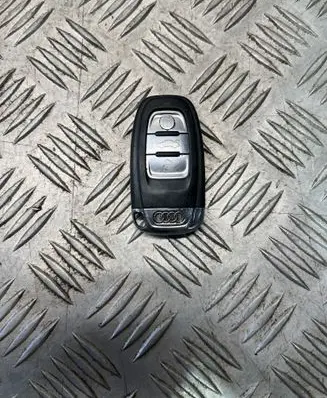 Audi Q5 SQ5 8R Ignition key/card 8T0959754D