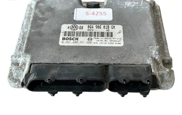Volkswagen Golf IV Engine control unit/module 06A906018GM 0261206921