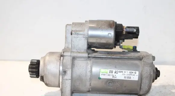 Volkswagen PASSAT B7 Starter motor 02M911024G