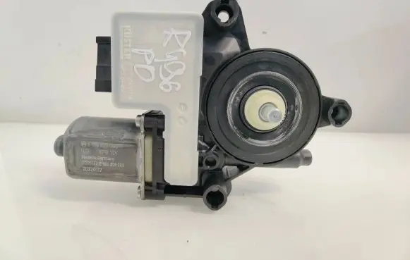 Volkswagen T-Cross Front door window regulator motor 2Q2959406E 0130822065 E850206011