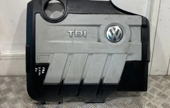 Volkswagen PASSAT B6 Engine cover (trim) 03L103925