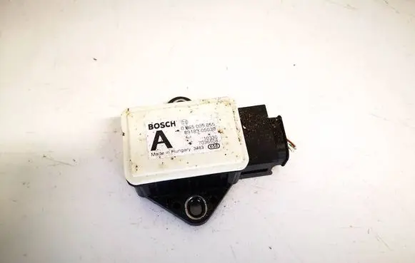 Toyota Avensis T270 ESP acceleration yaw rate sensor 0265005855 89183-05030