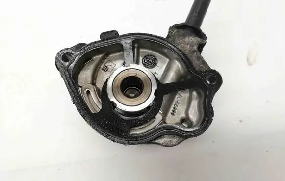 Mercedes-Benz E W212 Vacuum pump