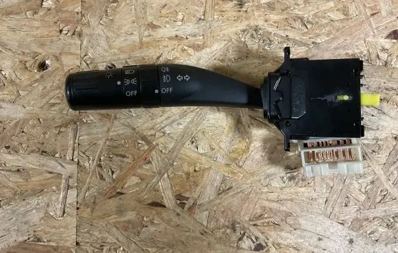 Subaru Legacy Indicator stalk 17a0895