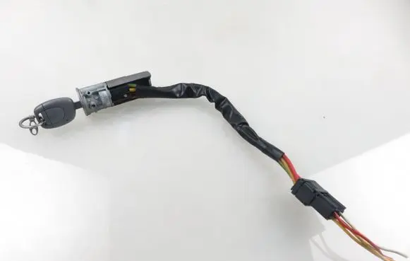 Renault Twingo I Ignition lock 