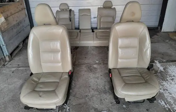 Volvo V70 Seat set 