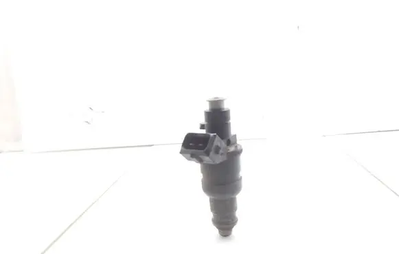 Mercedes-Benz CLK A208 C208 Fuel injector 0000788123