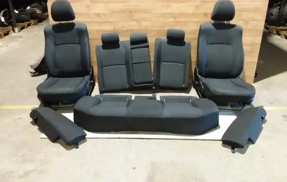 Toyota Avensis T270 Seat and door cards trim set 558T546 558FRBB 558FLEE