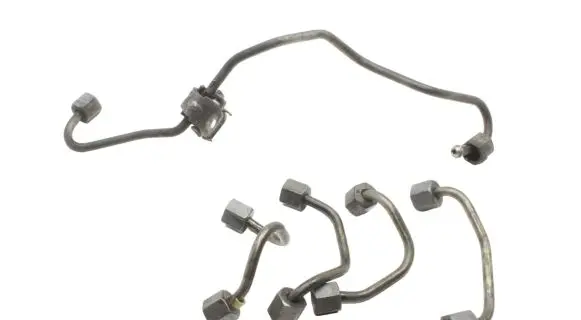 Land Rover Freelander 2 - LR2 Fuel injector supply line/pipe 