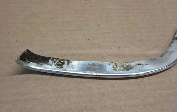 Mercedes-Benz 280 450 W116 Under headlight/headlamp trim 0280160002