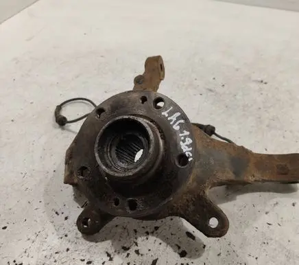 Renault Laguna II Front wheel hub spindle knuckle