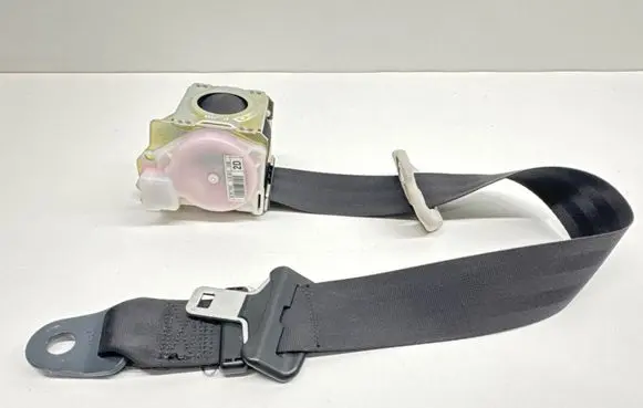 Citroen Berlingo Rear seatbelt 96700778XX 14022013