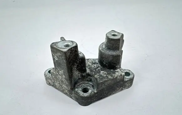 Land Rover Evoque II Driveshaft support bearing bracket K8D25K291AB