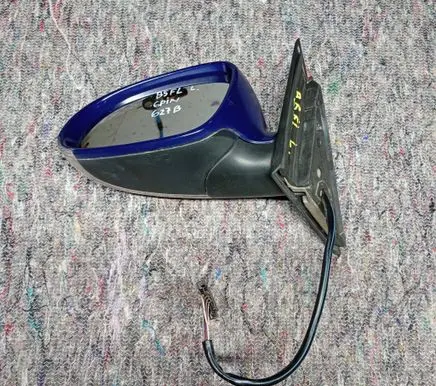 Volkswagen PASSAT B5.5 Front door electric wing mirror 3B0857933B 32073