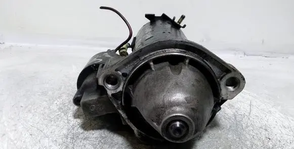 Audi A4 S4 B5 8D Starter motor 068911024F