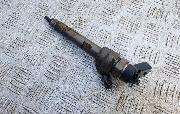 Mini Cooper Countryman R60 Fuel injector 0445110401 8506902
