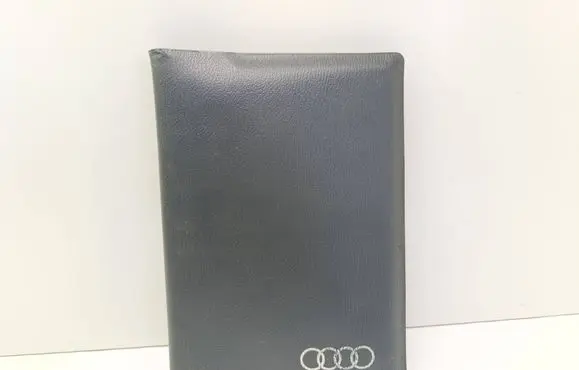 Audi A4 S4 B5 8D Owners service history hand book 