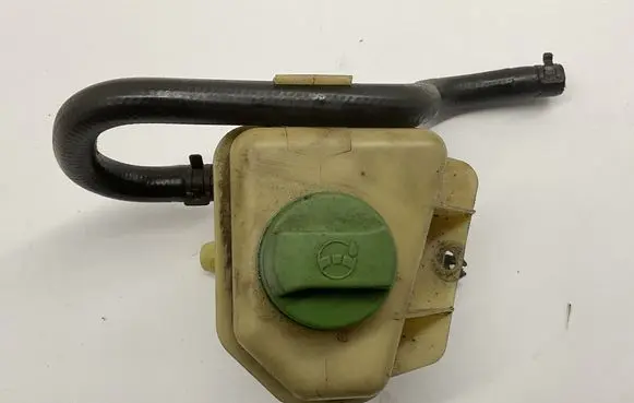 Volkswagen Transporter - Caravelle T5 Power steering fluid tank/reservoir 7H0422371A