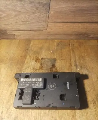 Mercedes-Benz C W203 Door control unit/module