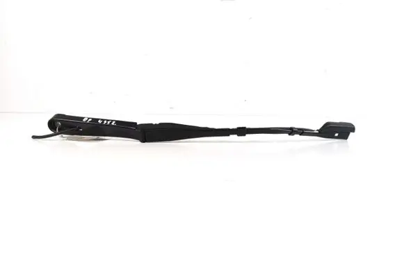 Citroen C5 X Front wiper blade arm 9830982080