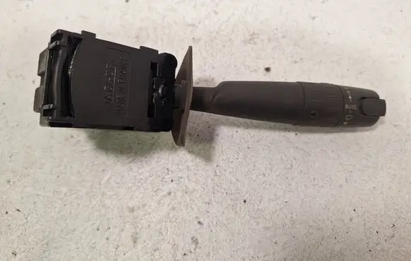 Peugeot 406 Wiper control stalk 34370001 96186610ZL