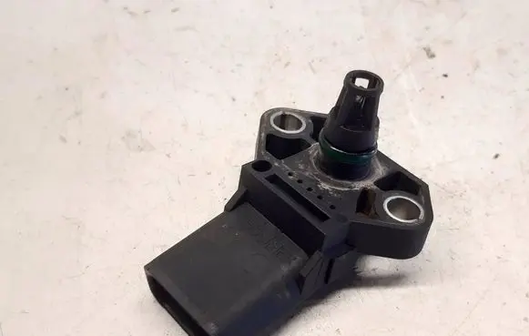 Volkswagen Golf VI Air pressure sensor 0281002401