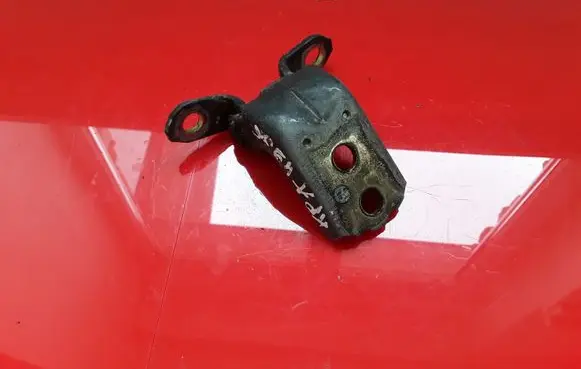 Nissan Navara D40 Front door upper hinge NOCODE