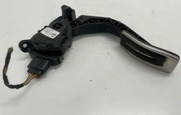 Audi A4 S4 B8 8K Accelerator throttle pedal 4H1723523