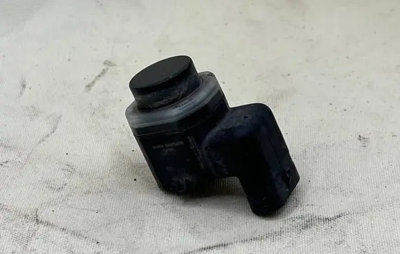 Audi A8 S8 D4 4H Rear glass lock/latch C608 1S0919275D
