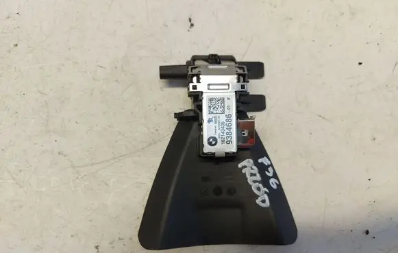 Windshield/windscreen camera