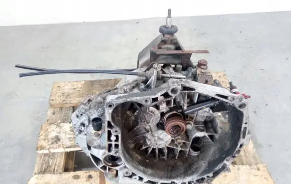 Renault Master II Manual 5 speed gearbox PF1AA027