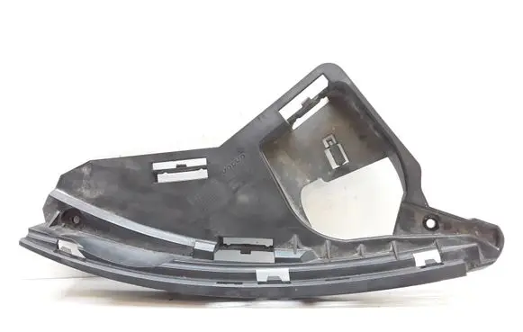 Volvo XC60 Front bumper mounting bracket 30763434