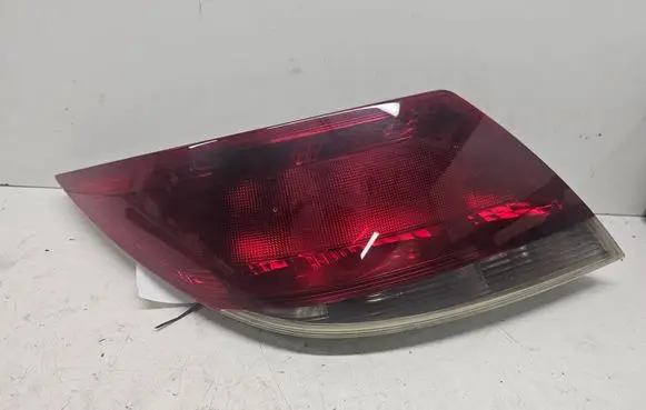 Opel Astra H Rear/tail lights 13273301