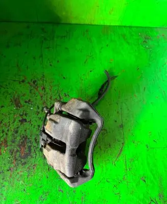 Mercedes-Benz C W203 Front brake caliper