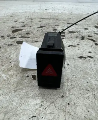 Subaru Forester SH Hazard light switch
