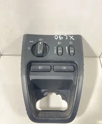 Volvo XC90 Light switch 8685452