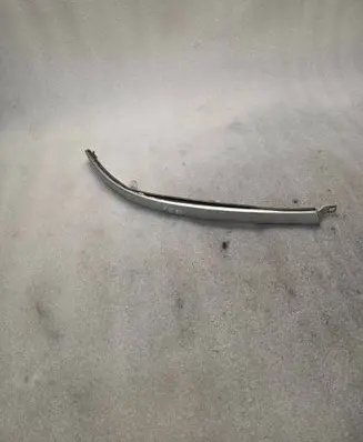 Under headlight/headlamp trim