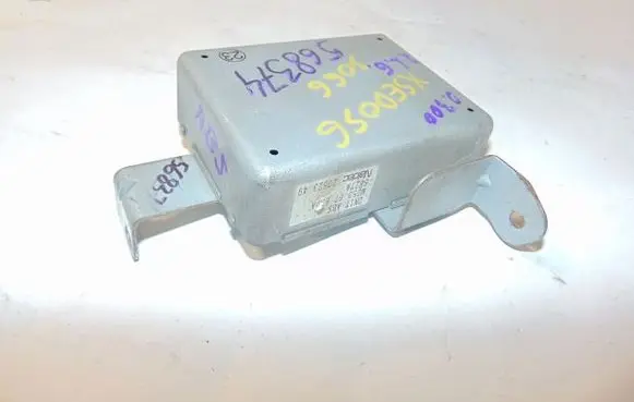 Mazda Xedos 6 ABS control unit/module M05067650A 2052349