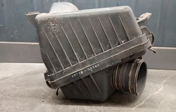 KIA Optima Air filter box 28111-37101