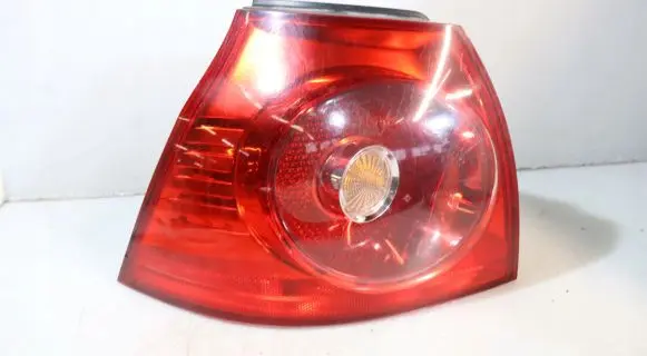 Volkswagen Golf V Rear/tail lights