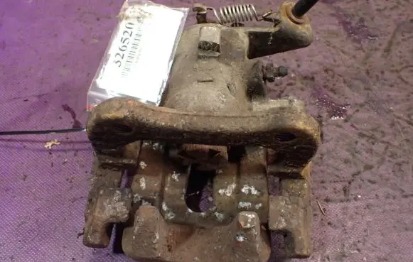 Renault Megane I Rear brake caliper