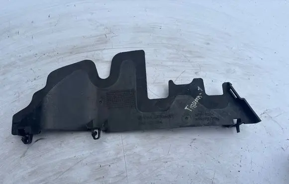 Volkswagen Tiguan Intercooler air guide/duct channel 5N0121284