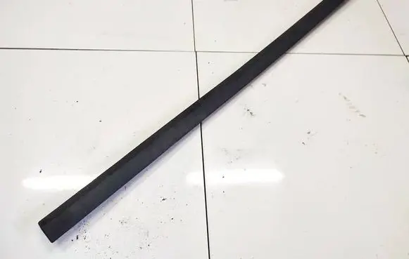 Volvo S40 Front door trim (molding) 3984
