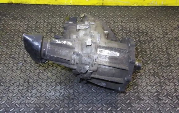 Nissan Navara D23 Gearbox transfer box case 4JM1A 26SP46