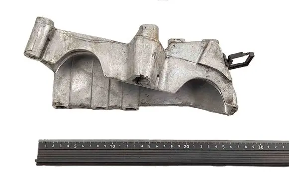 Opel Vivaro Engine mounting bracket 8200493276 93160718
