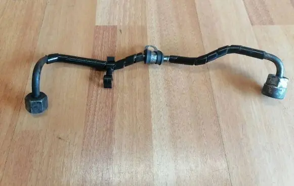 Jaguar XF X250 Fuel injector supply line/pipe 9X2Q9F911FA 9X2Q9F911FC JDE10758