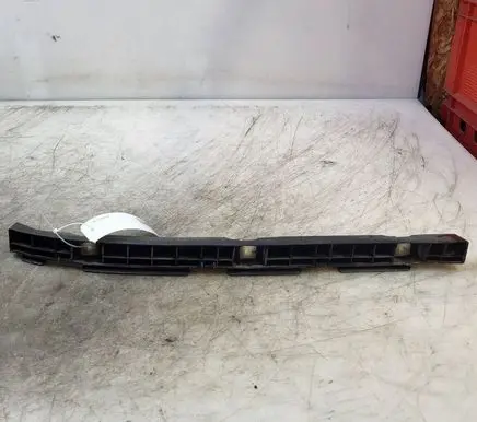 Hyundai Santa Fe Rear bumper mounting bracket 865162B000